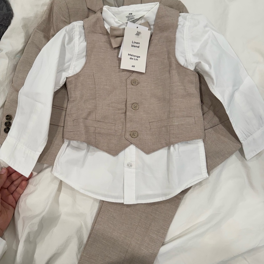 Boy's Tan Blazer and Suit Set - Picture 6 of 6